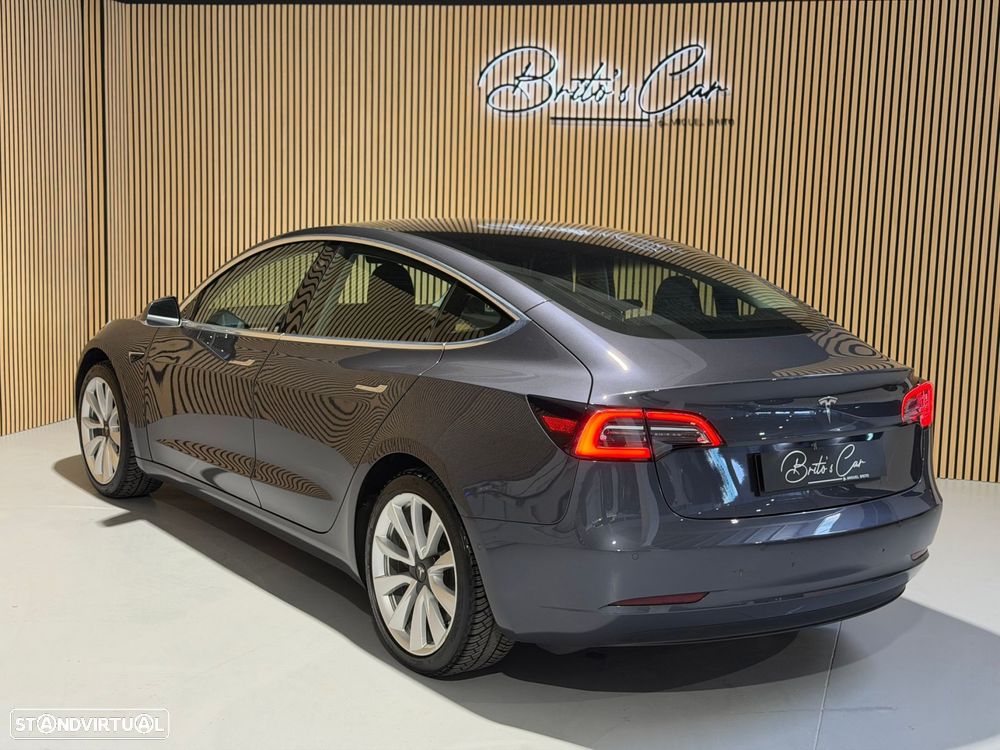Tesla Model 3 Standard Range Plus RWD - 4