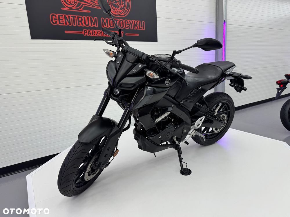 Yamaha MT - 7