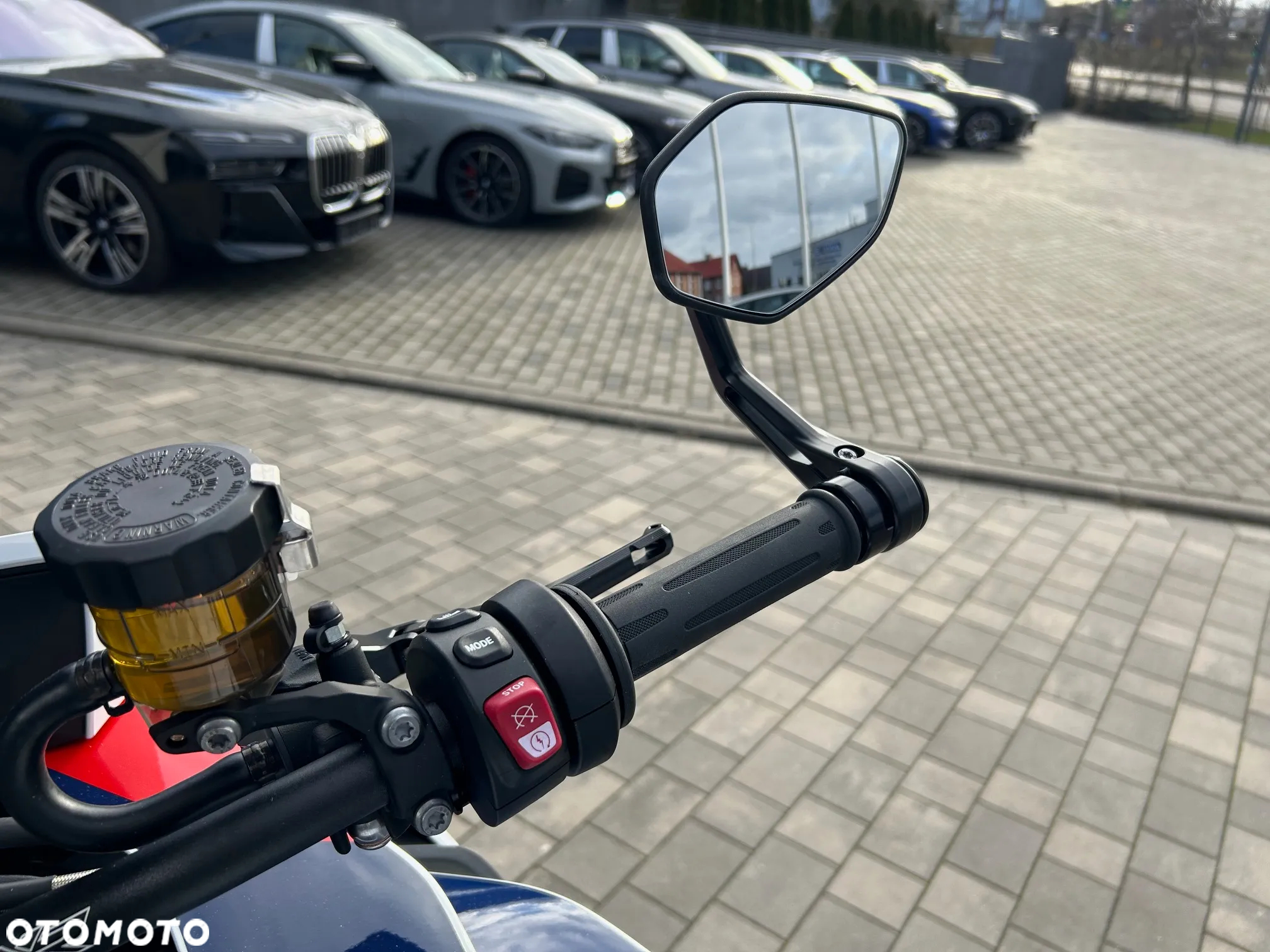 BMW XR - 11