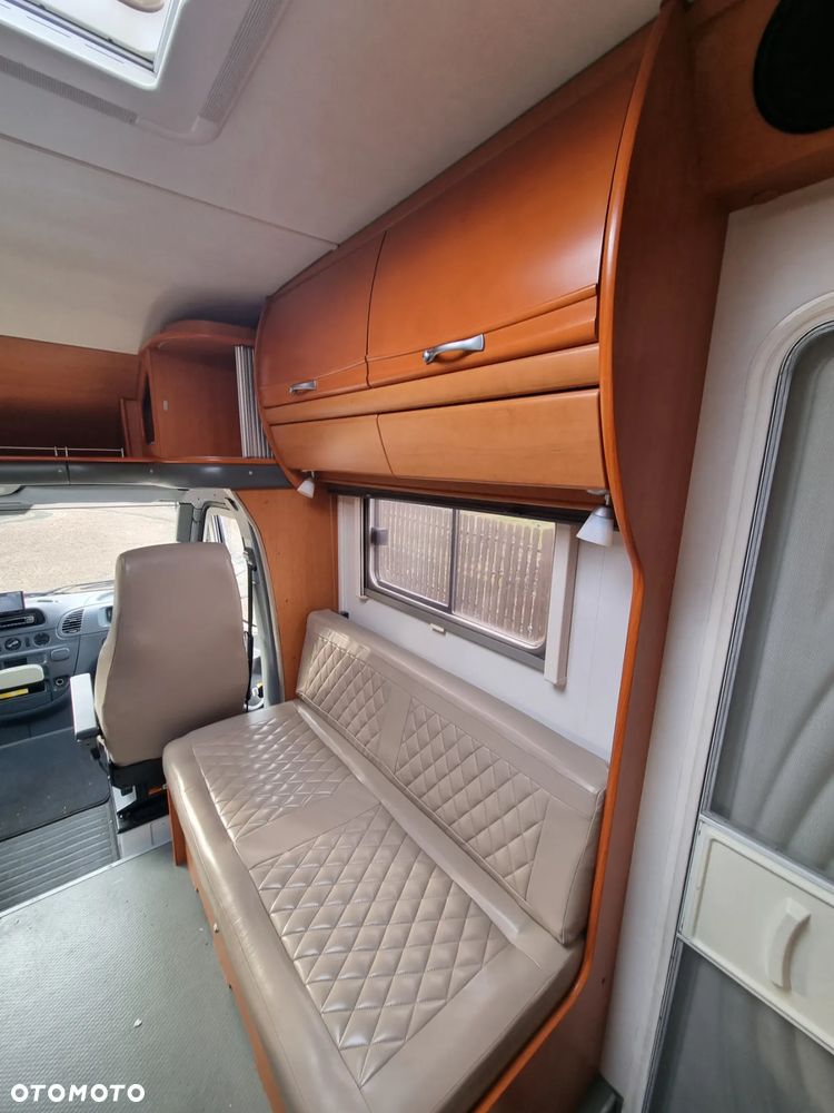 Mercedes-Benz 316 - 14