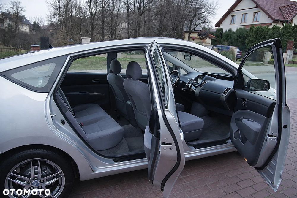 Toyota Prius 1.5 VVT-i Sol (nav) - 19