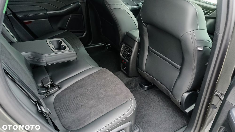 Ford Kuga 2.5 FHEV AWD Active eCVT - 23