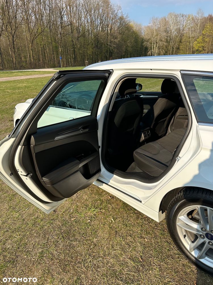 Ford Mondeo 2.0 TDCi Titanium PowerShift - 12