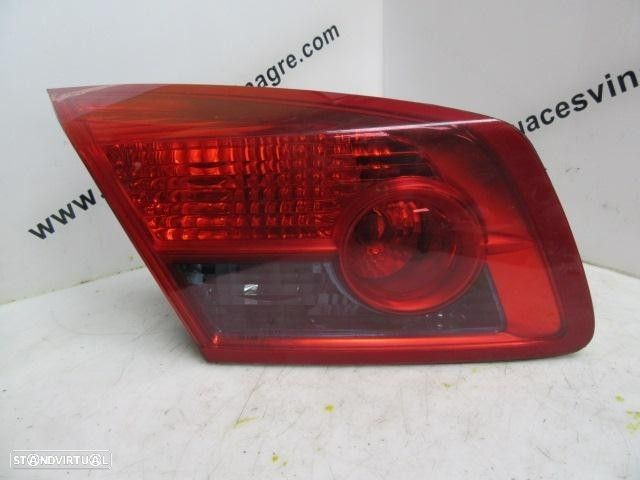 PILOTO DO PORTÃO ESQUERDO RENAULT VEL SATIS 2.2 DCI - 1