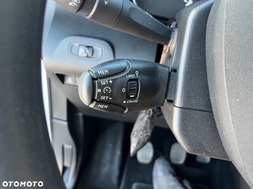 Toyota Proace City Verso 1.5 D-4D Business - 20