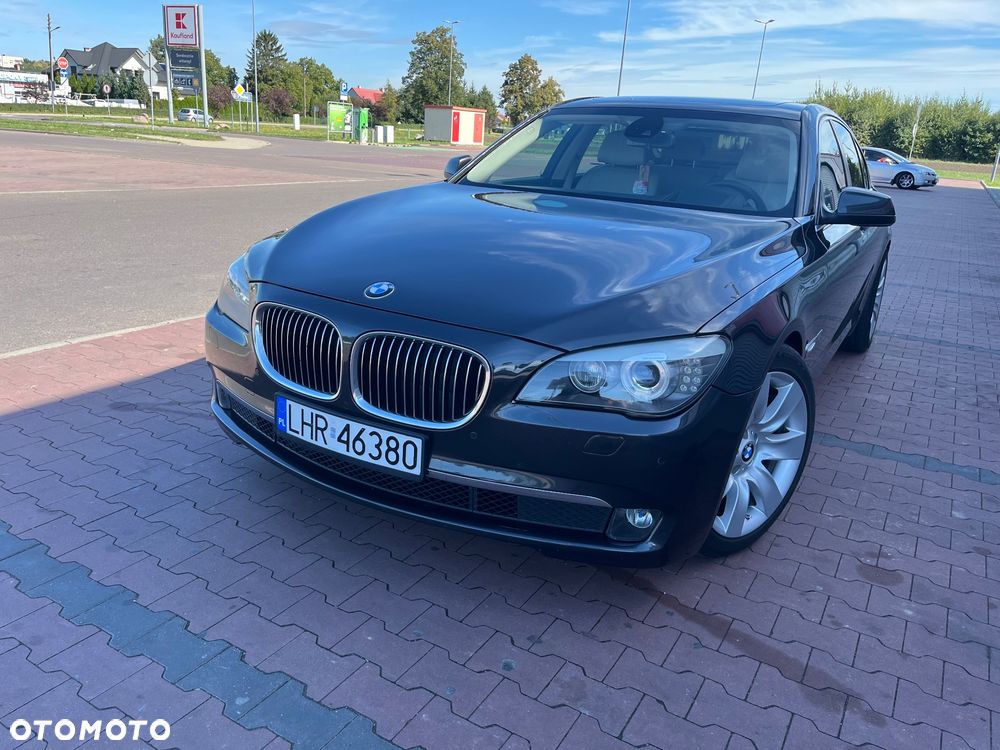 BMW Seria 7 740d - 3