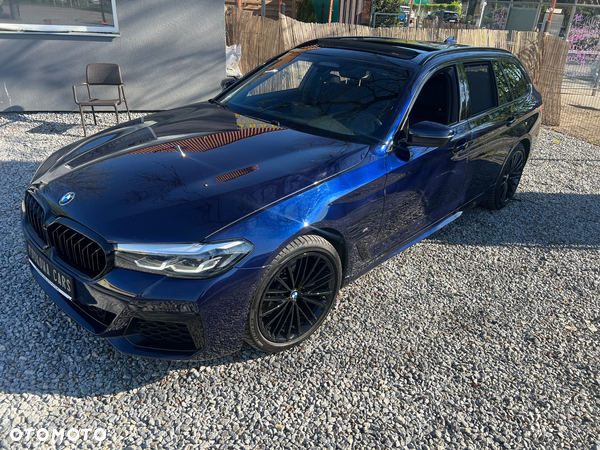 BMW Seria 5 520d xDrive Touring M Sport Edition