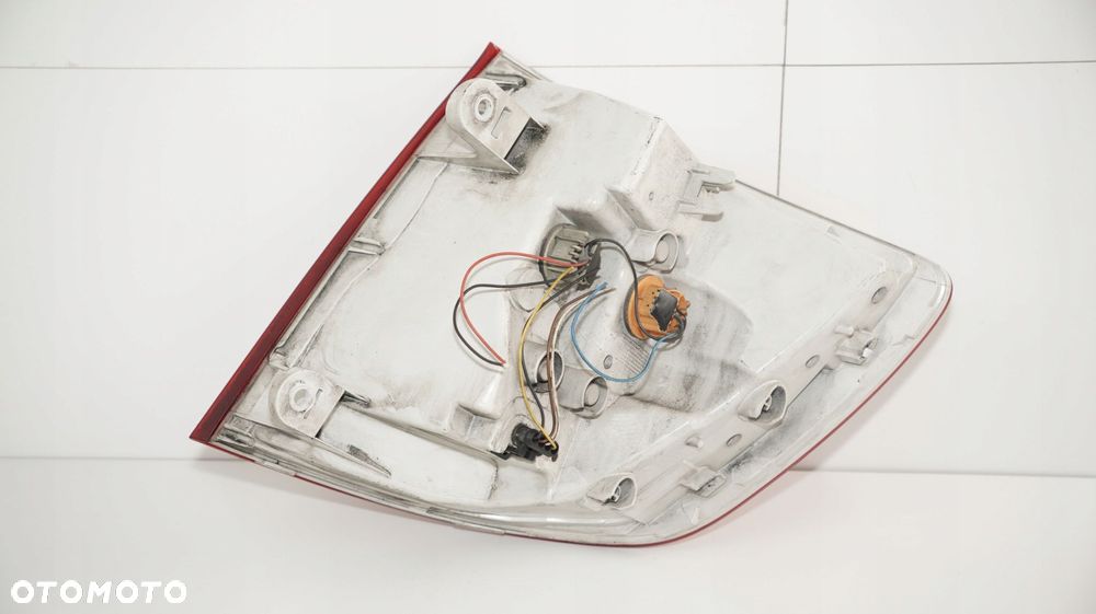 LAMPA LEWY TYŁ TYLNA SKODA SUPERB II 2 13-15R KOMBI - 8