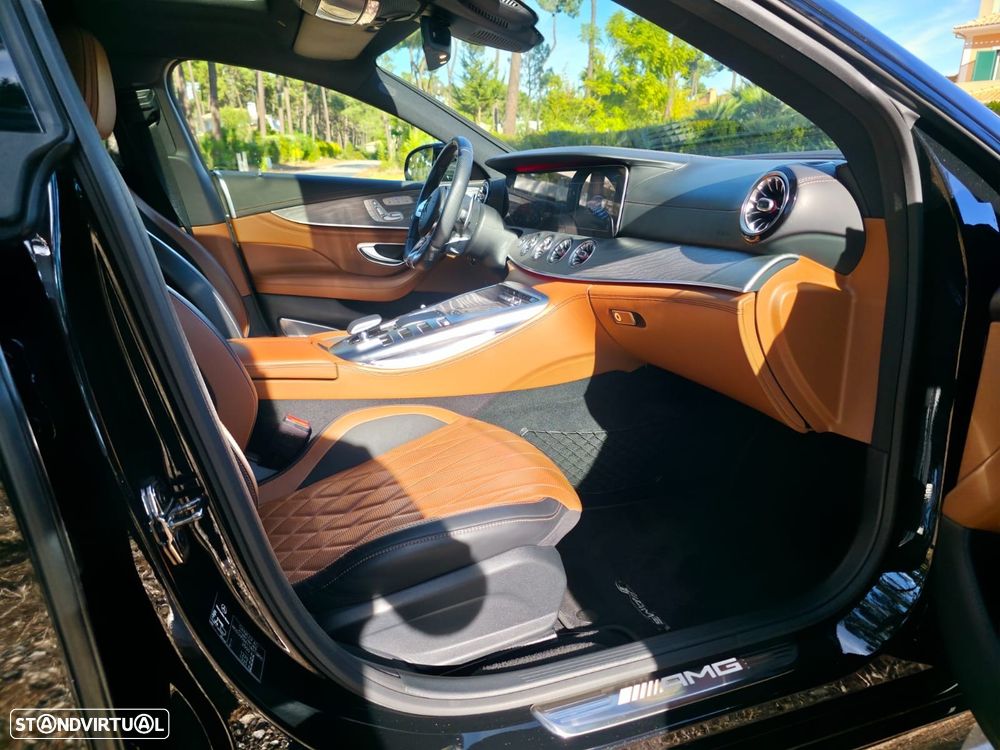 Mercedes-Benz AMG GT 53 4Matic+ - 23