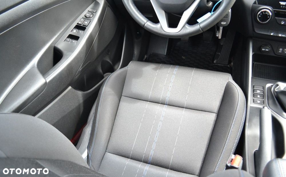 Hyundai Tucson blue 1.6 GDi 2WD Navi - 29