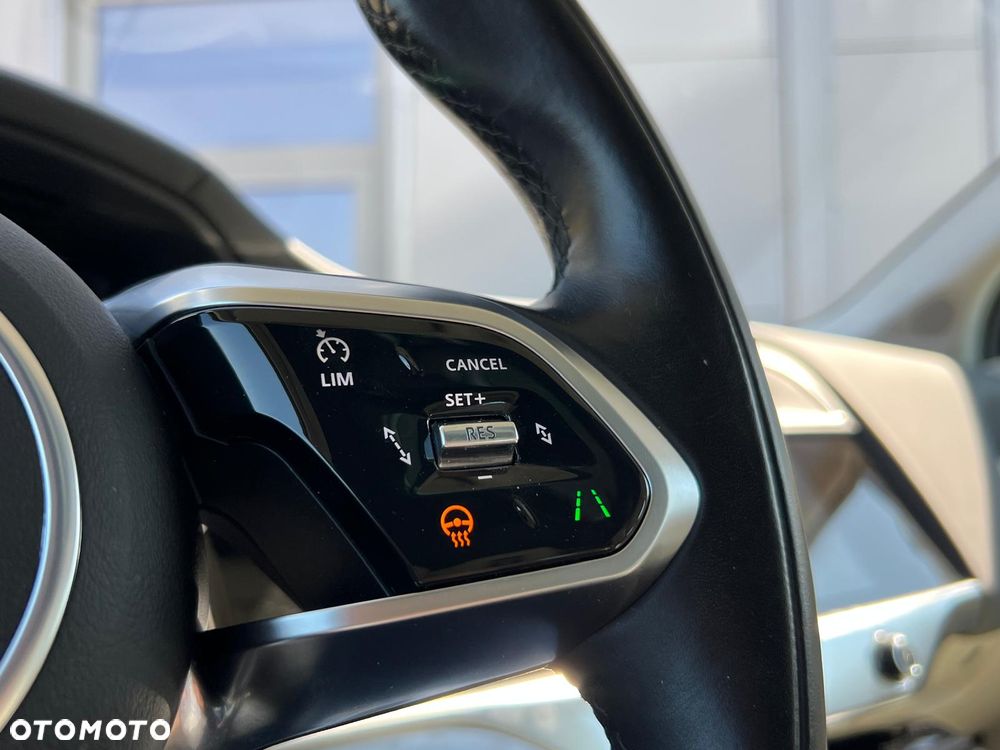 Jaguar I-Pace EV400 AWD HSE - 11
