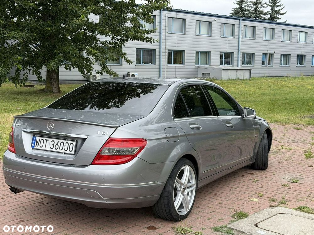 Mercedes-Benz Klasa C 180 BlueEFFICIENCY 7G-TRONIC Elegance - 8
