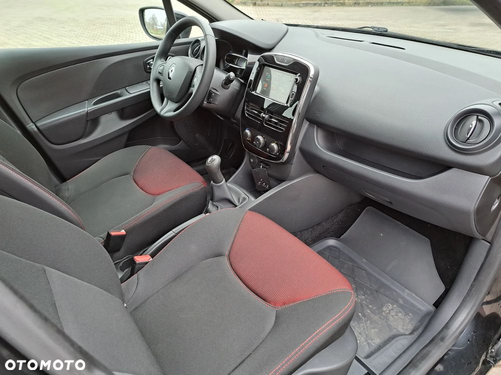 Renault Clio - 16