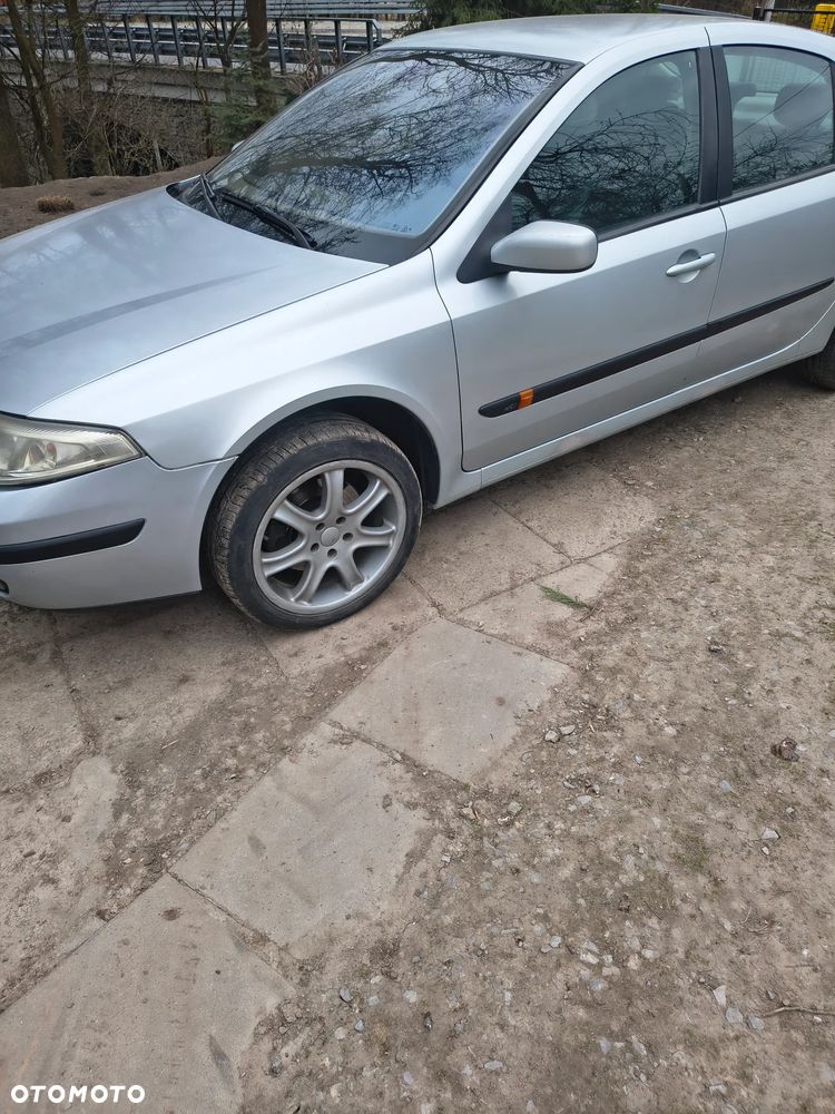 Renault Laguna 1.9 dCi Expression - 1