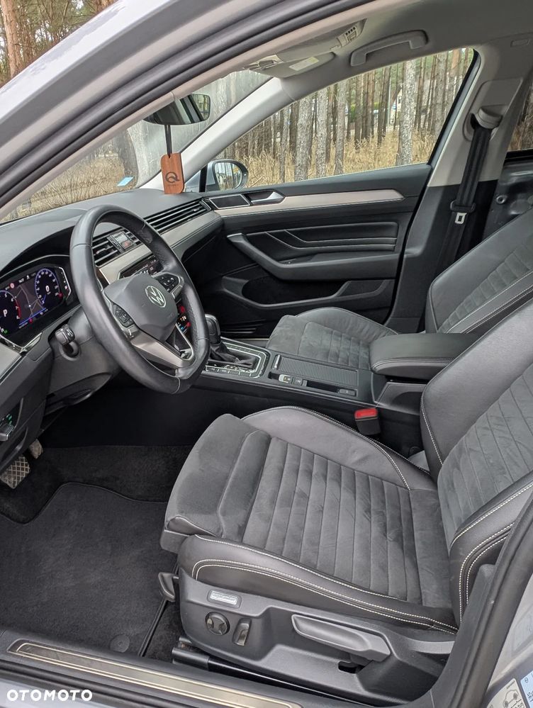 Volkswagen Passat 1.5 TSI EVO Elegance DSG - 8