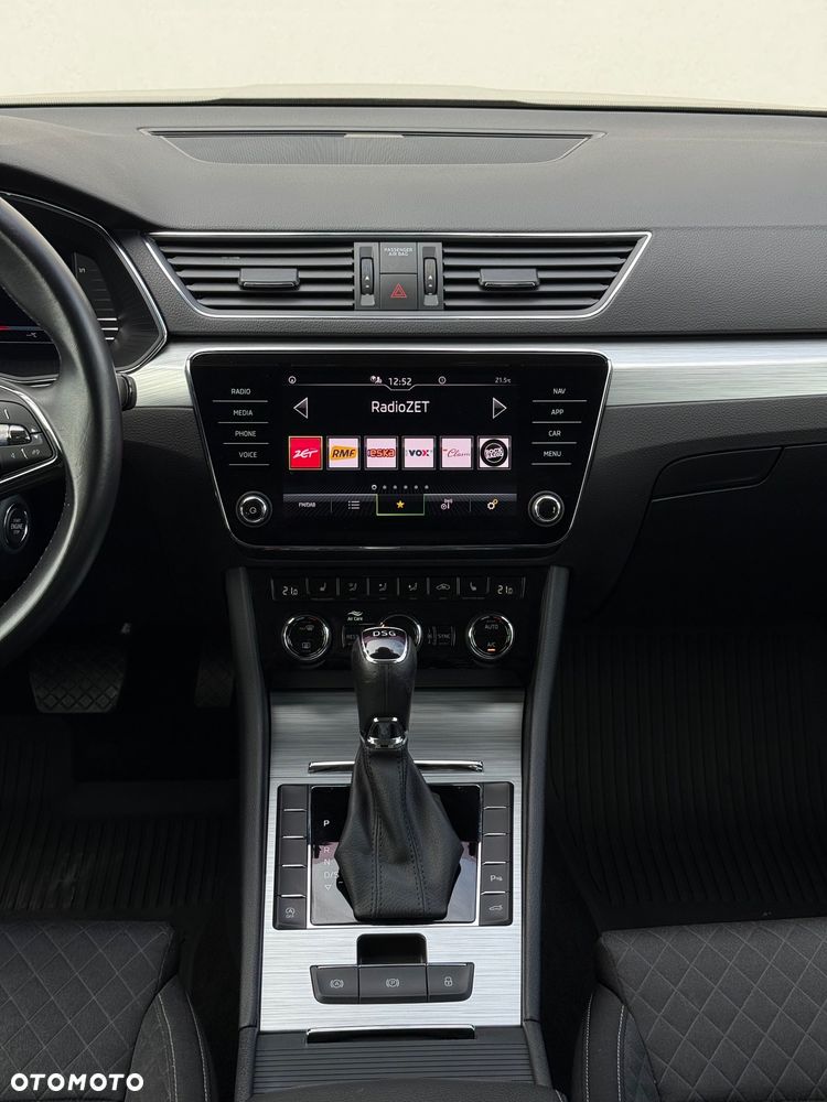 Skoda Superb 2.0 TDI SCR Ambition DSG - 19