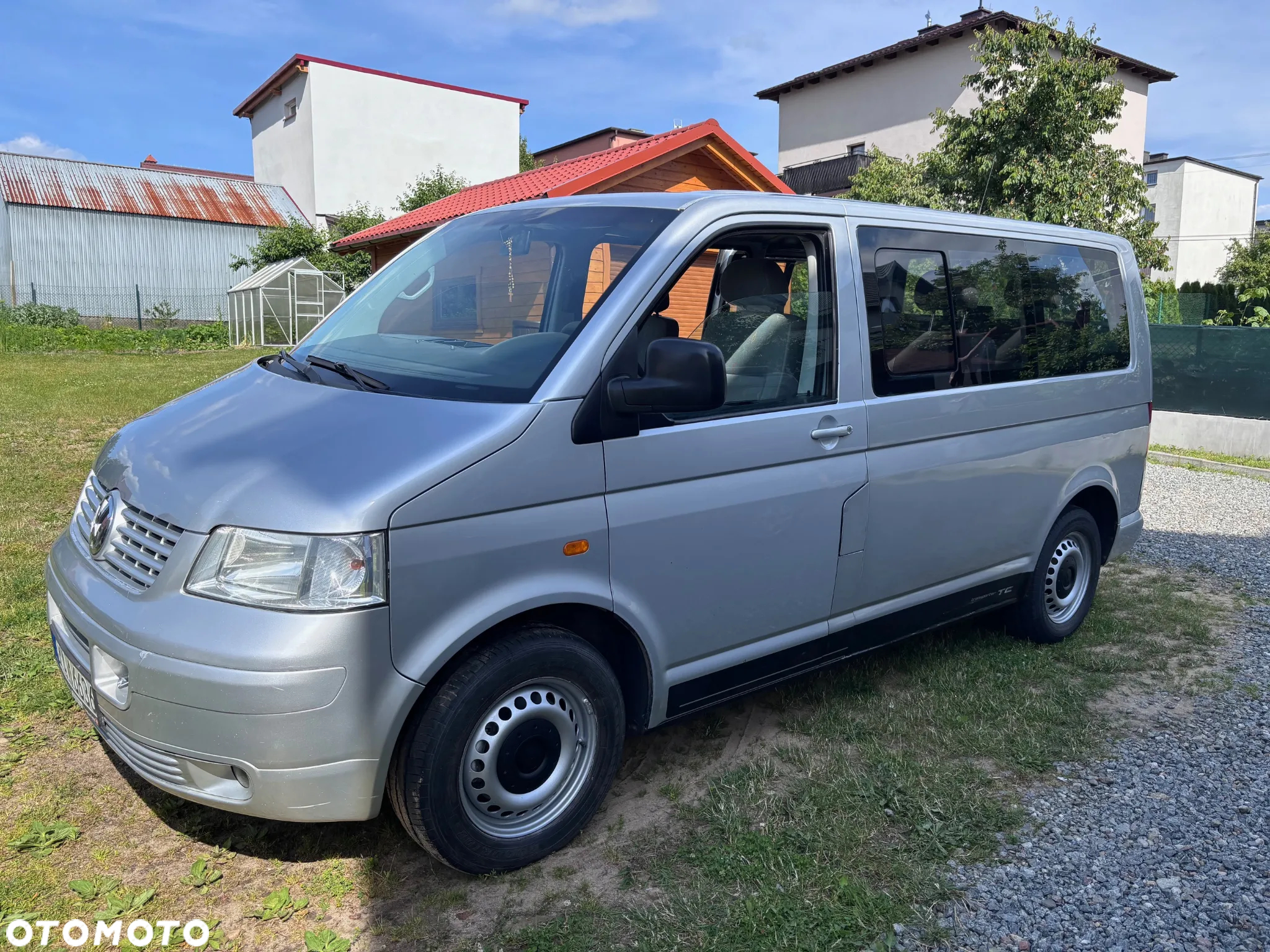 Volkswagen Transporter - 2