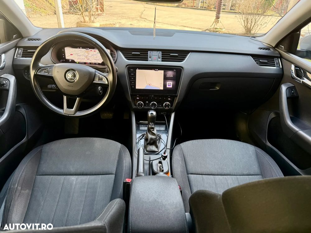 Skoda Octavia 1.6 TDI DPF DSG Ambiente - 20