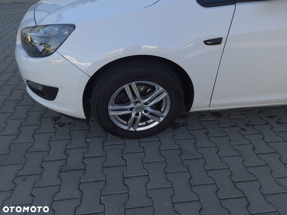 Opel Astra 2016 photo 4