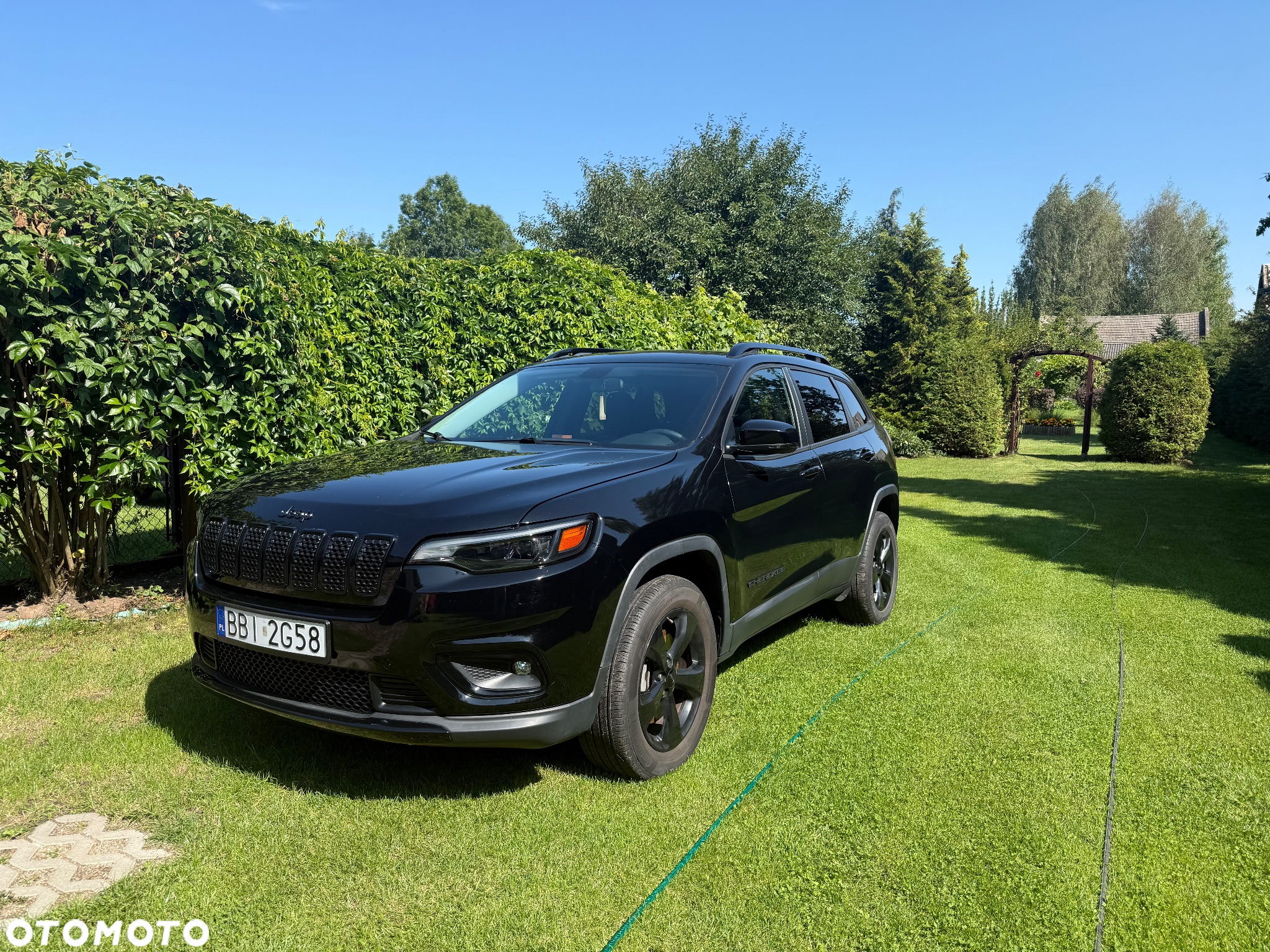 Jeep Cherokee - 2
