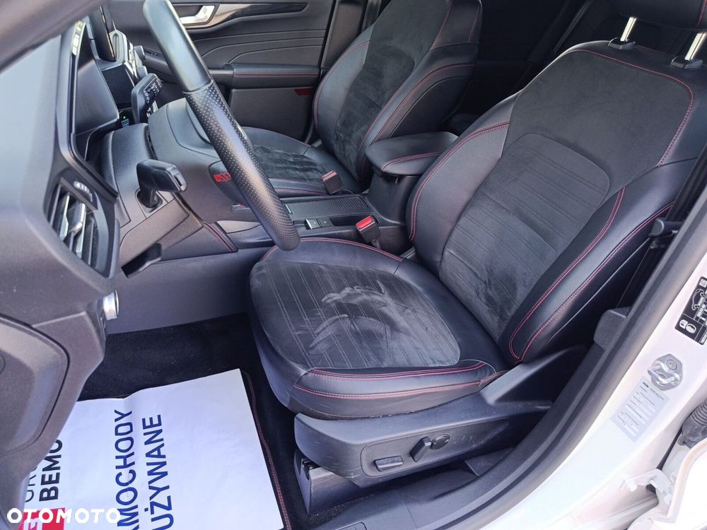 Ford Kuga 1.5 EcoBoost FWD ST-Line X - 11