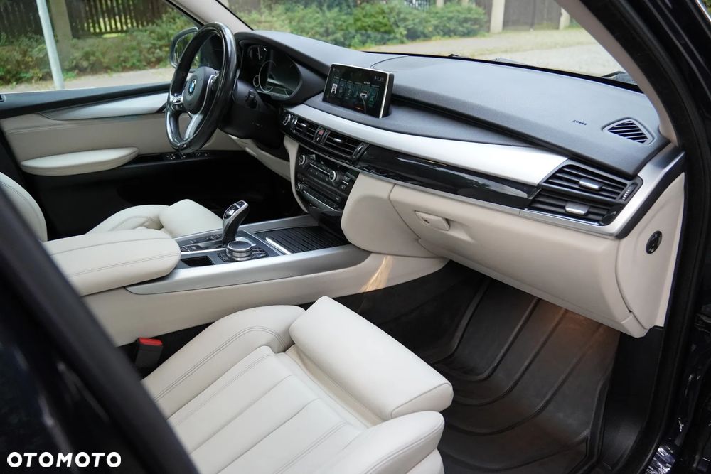 BMW X5 - 25