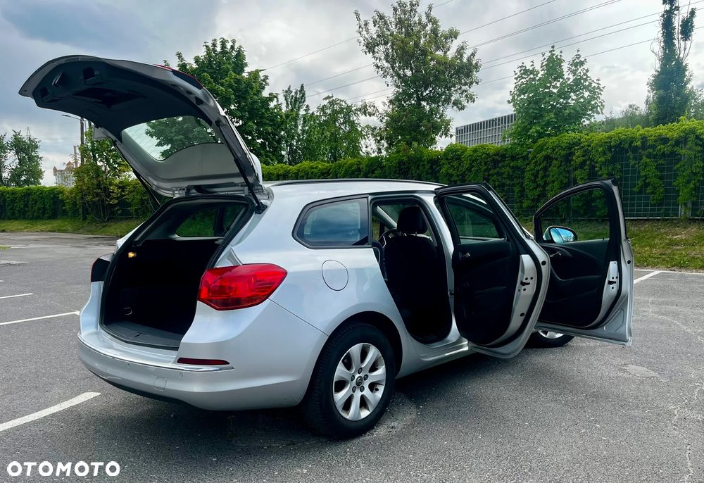 Opel Astra 1.6 CDTI Enjoy - 4