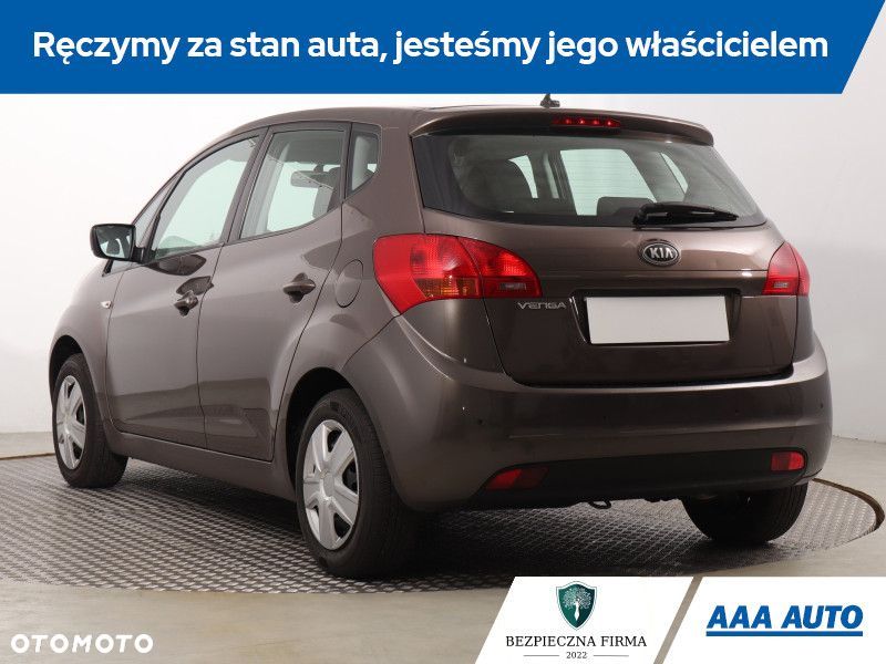 Kia Venga - 6