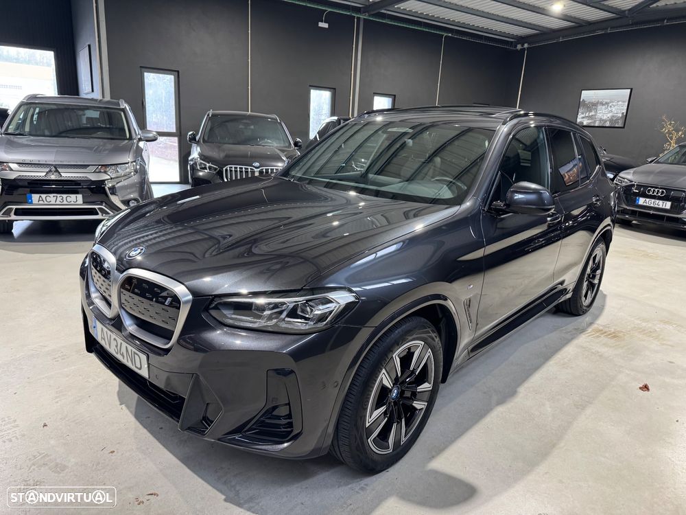 BMW iX3 M Sport Impressive - 4