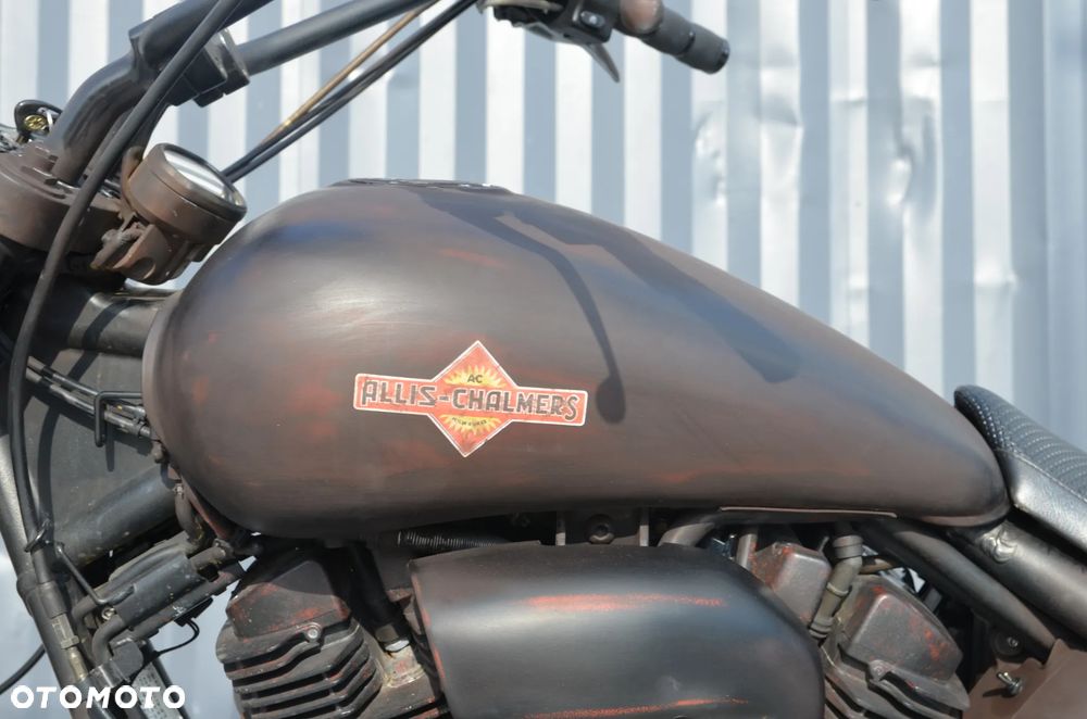 Yamaha Road Star - 9