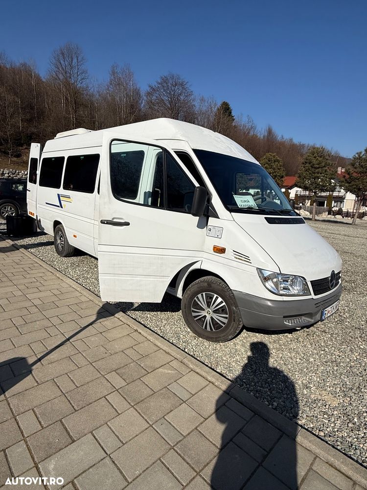 Mercedes-Benz Sprinter - 1
