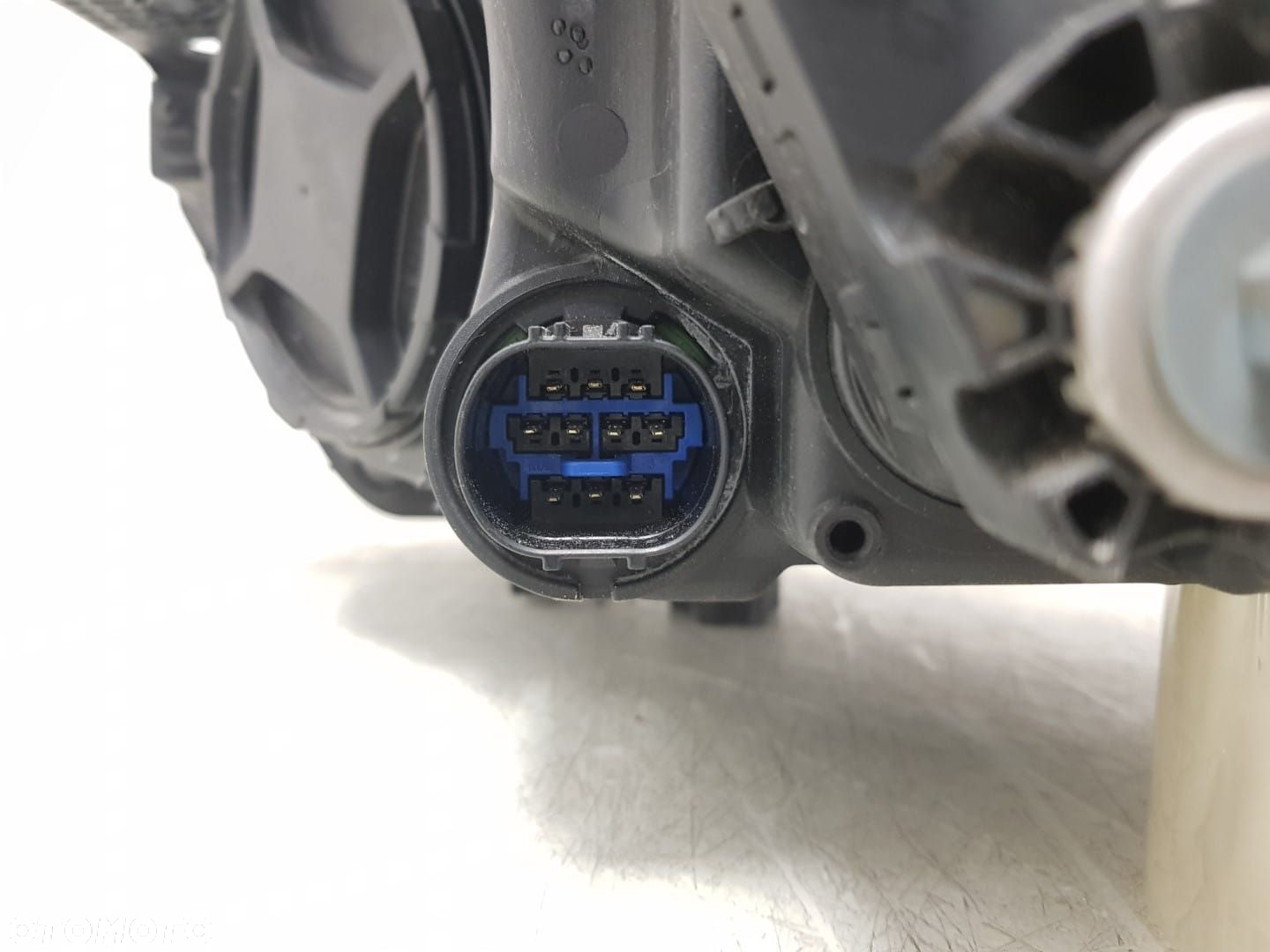 KIA RIO IV 4 V 5 17 2017-2023 LAMPA PRAWA PRZEDNIA PRZÓD SOCZEWKA LED  92102-H8 IGŁA EUROPA - 8