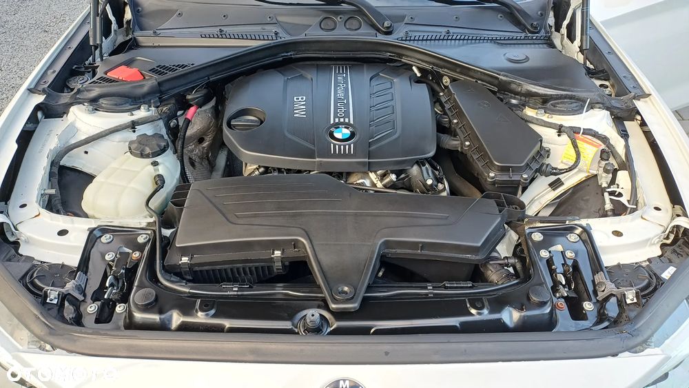 BMW Seria 1 118d Sport Line - 11