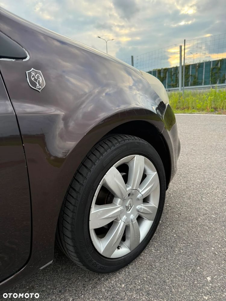 Renault Clio - 2