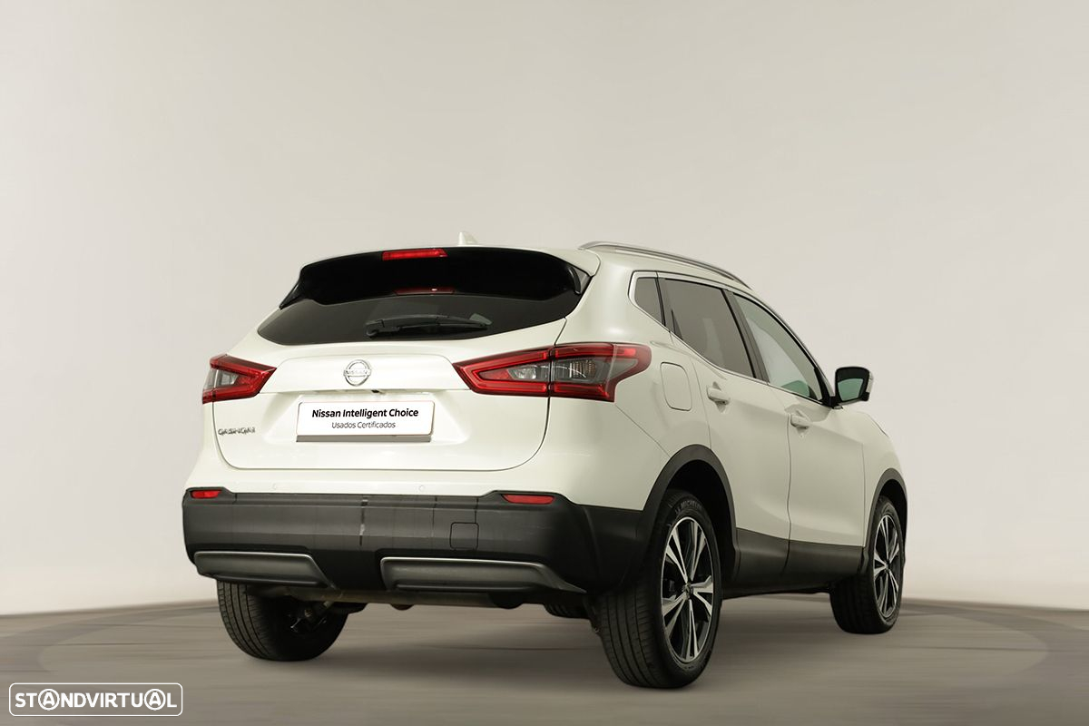 Nissan Qashqai 1.2 DIG-T N-Connecta PS Xtronic - 4