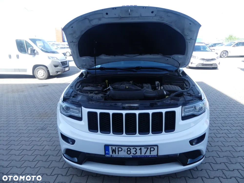 Jeep Grand Cherokee - 4