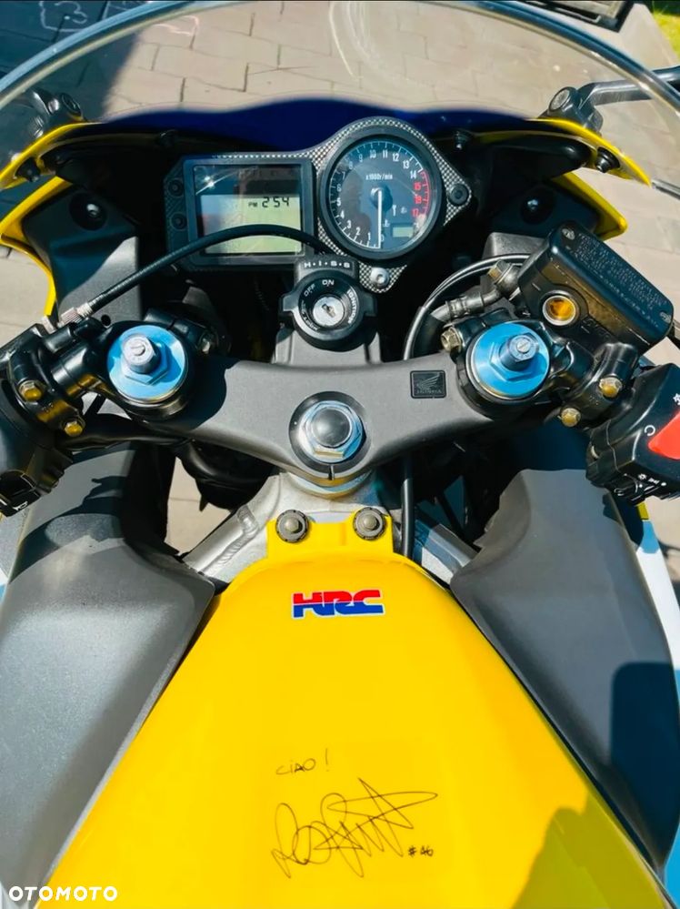 Honda CBR - 6
