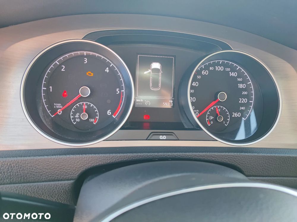 Volkswagen Golf 1.6 TDI BlueMotion Trendline - 10