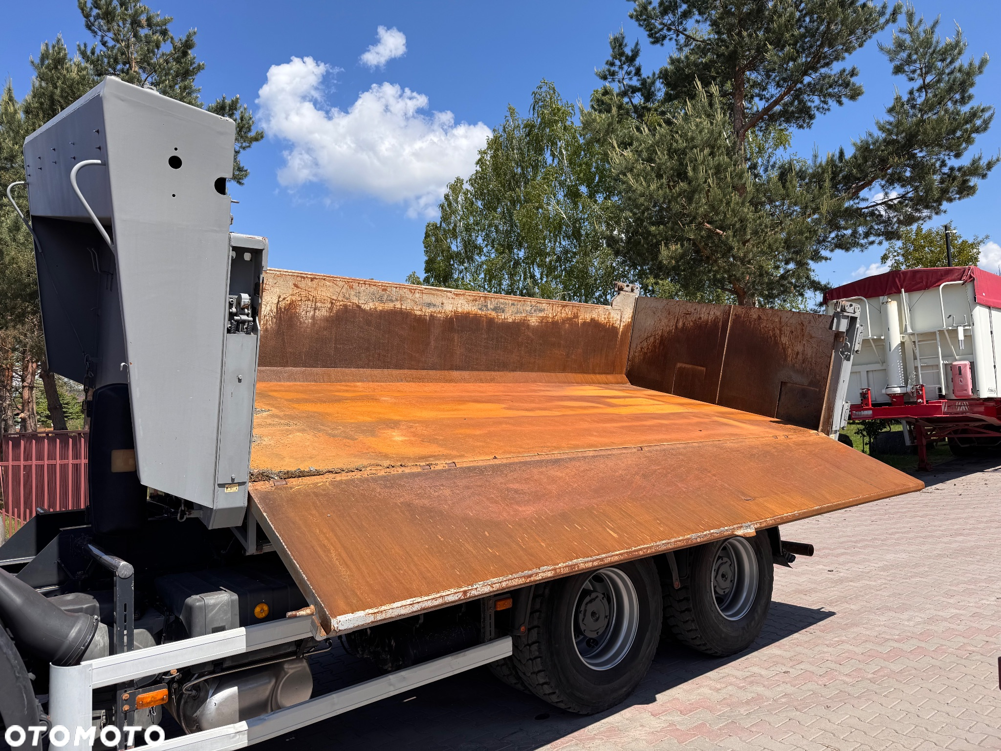 Iveco TRAKKER 360 euro 5 6x4 Only 180 TKM - 17