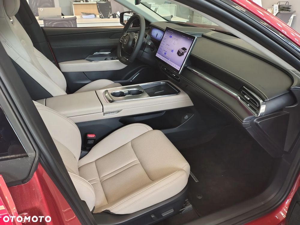 Mazda 6e 68.8kWh Takumi - 4