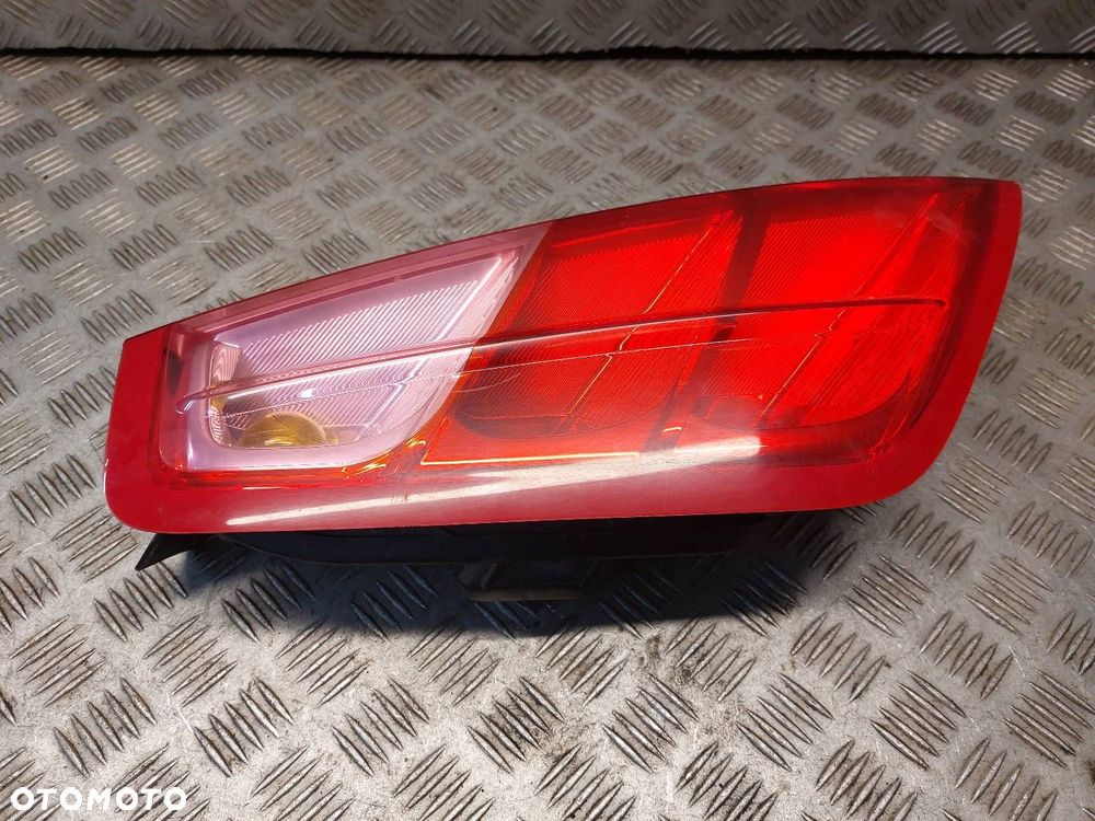 LAMPA LEWY TYŁ FIAT GRANDE PUNTO I 51701589 - 6
