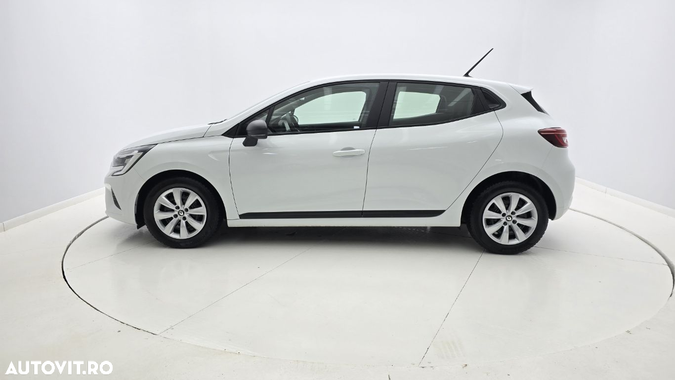Renault Clio - 9