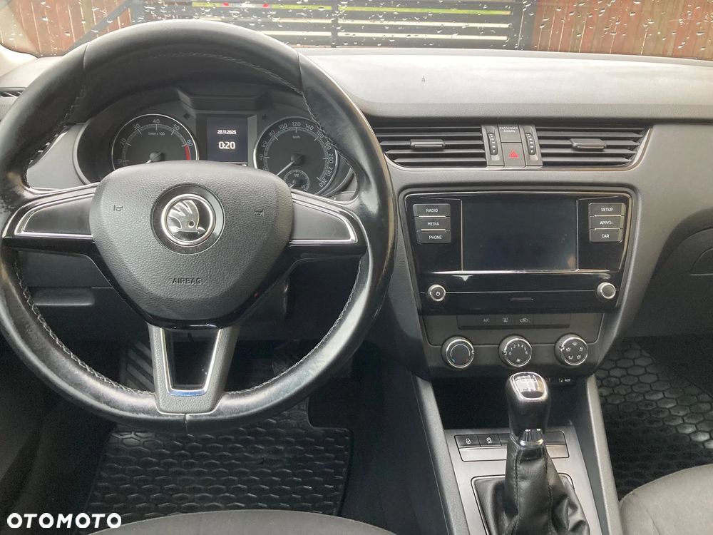 Skoda Octavia 1.4 TSI Ambition - 6