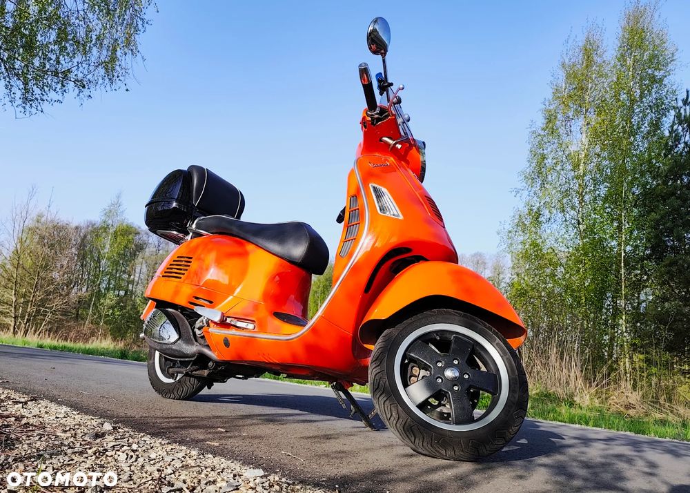 Vespa GTS - 5