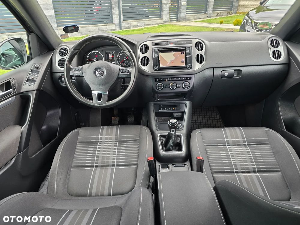 Volkswagen Tiguan 2.0 TDI SCR BlueMotion Technology Lounge Sport & Style - 26