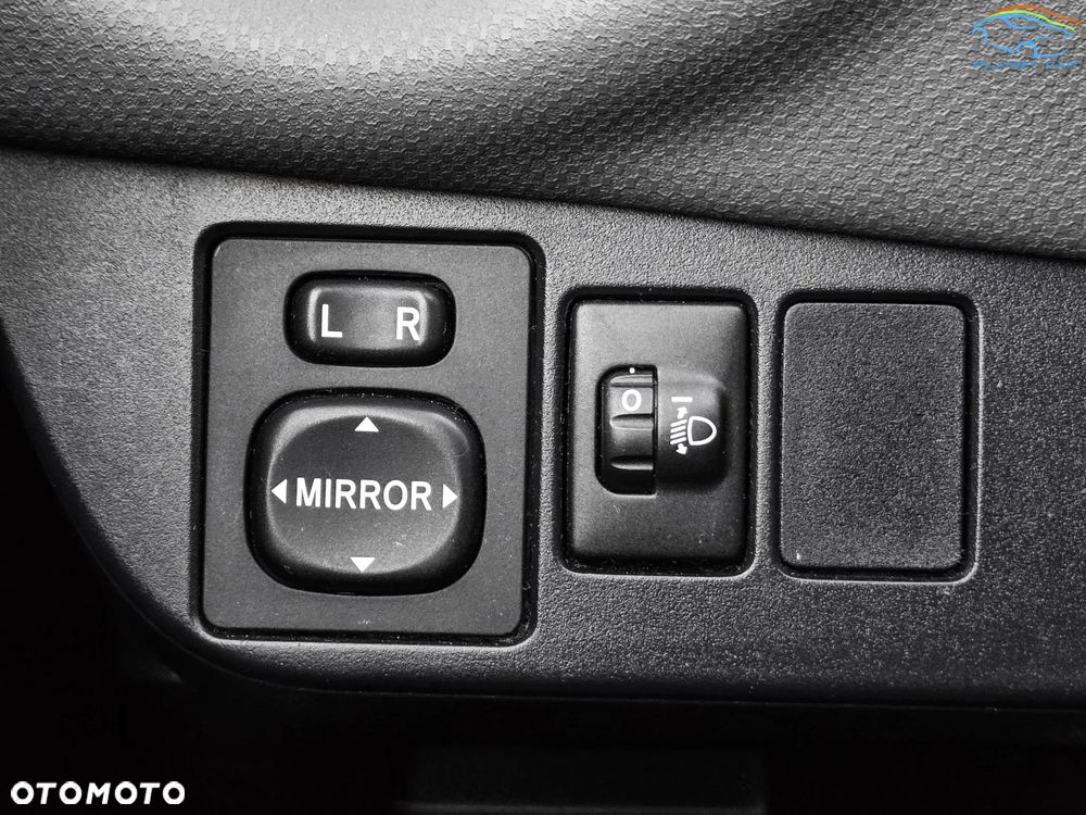 Toyota Yaris 1.5 VVT-i Comfort - 27