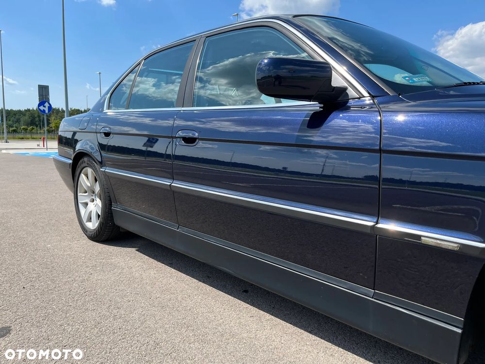 BMW Seria 7 730d - 4
