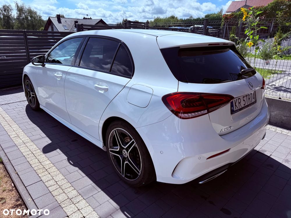 Mercedes-Benz Klasa A 180 AMG Line 7G-DCT - 9