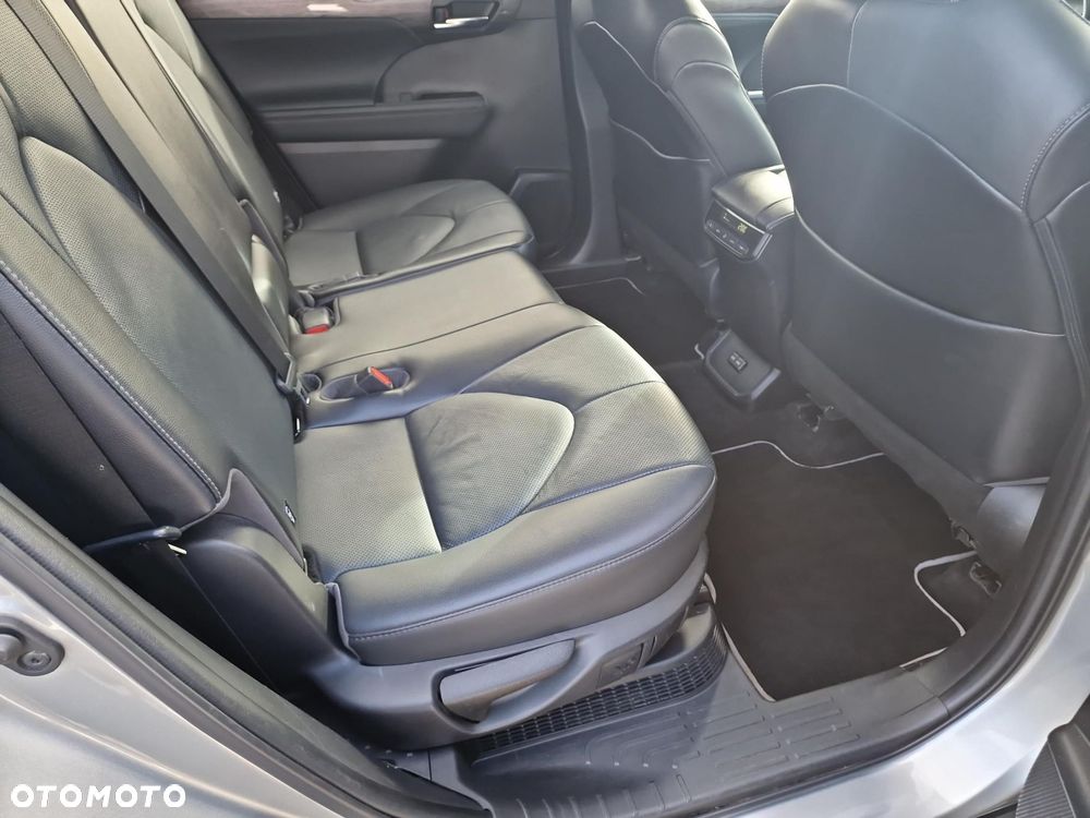 Toyota Highlander - 15