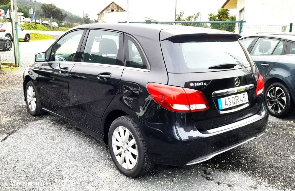 Mercedes-Benz B 180 d Urban - 4